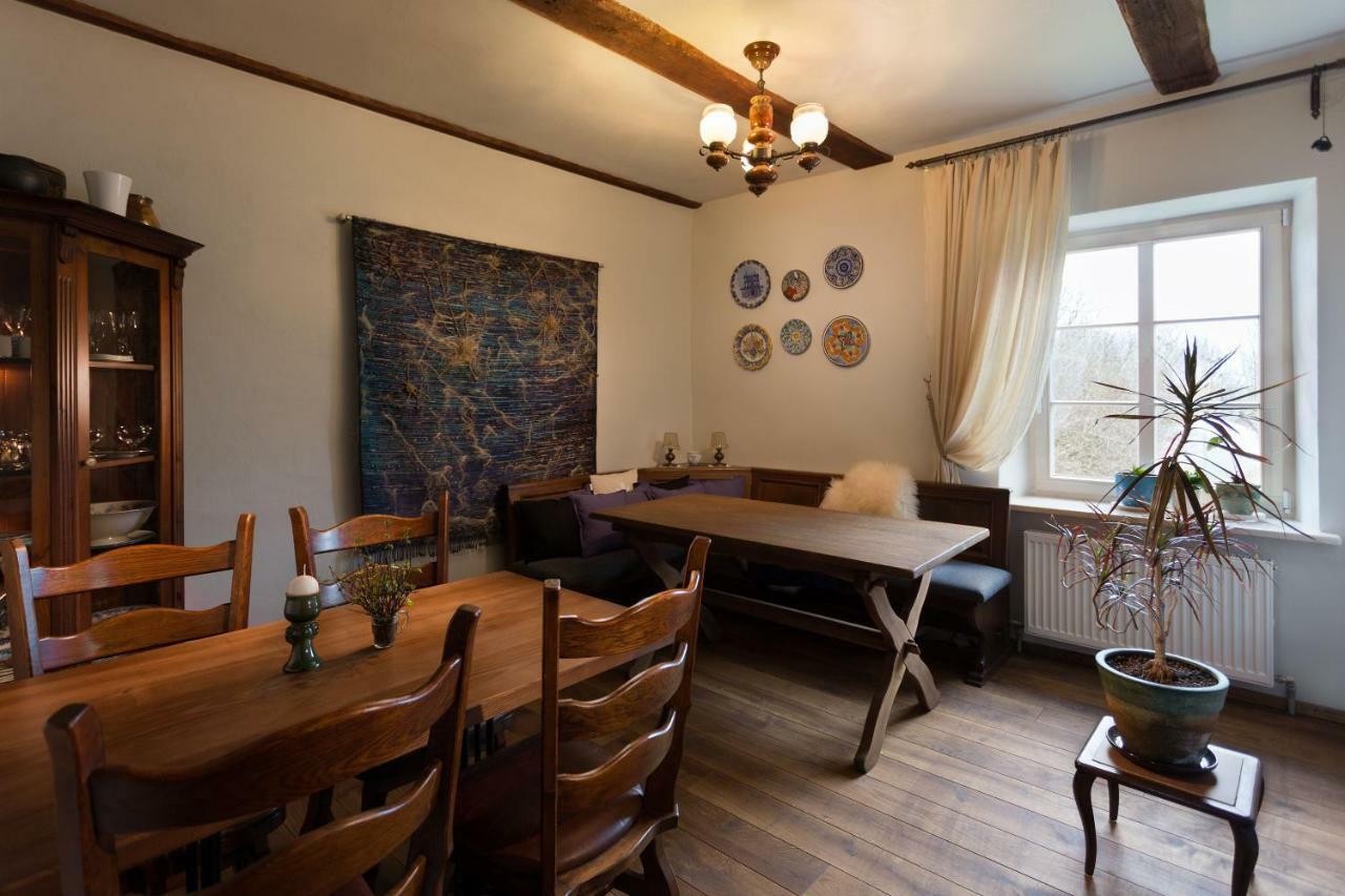 Appartement Divas Istabas à Saldus Extérieur photo